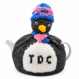 Novelty Penguin Tea Cosy